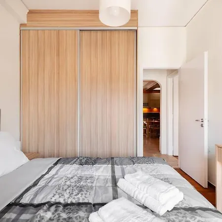 Apartamento Budget In Next To Metro Station By Atheniankeys